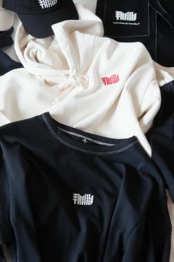 Thrills Co. Infinite Thrills Slouch Hood - Heritage White