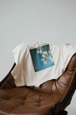 Thrills Co. Narcissus Merch Fit Tee - Heritage White Tees & Tank Tops