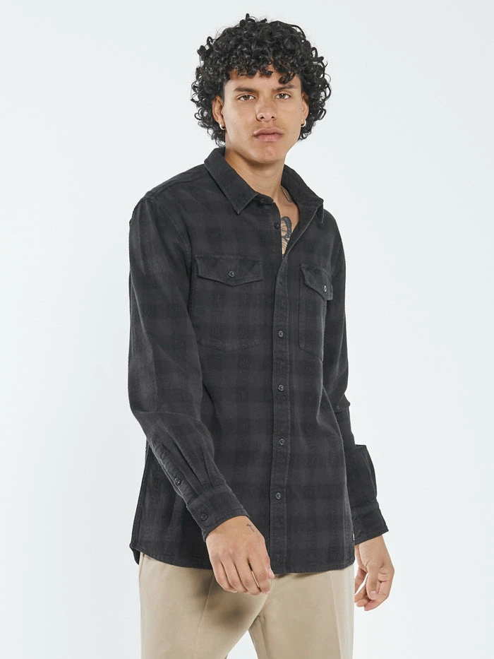 Thrills Co. New Arrivals Liste Long Sleeve Flannel - Black 5 Thrills Co. New Arrivals Liste Long Sleeve Flannel - Black